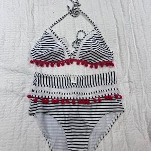 Pom pom bikini